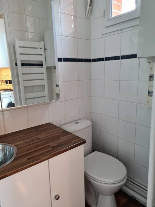 Studio A 2 Pas De La Gare Sartrouville Eksteriør billede