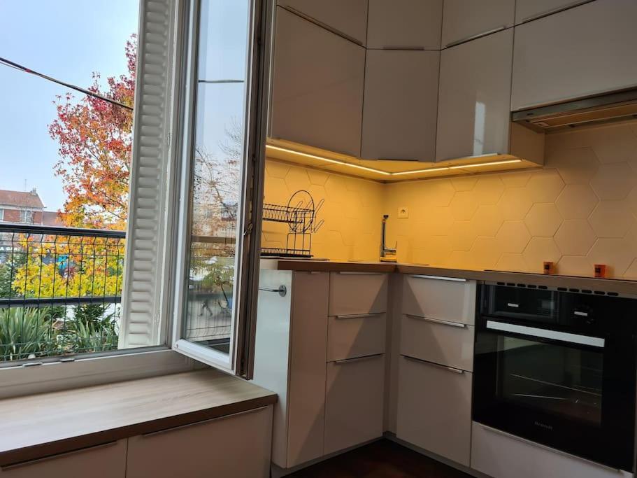 Studio A 2 Pas De La Gare Sartrouville Eksteriør billede